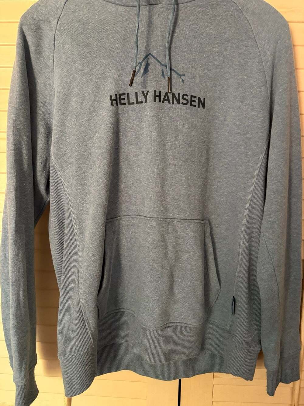 Helly Hansen Women’s Nord Graphic Pullover Hoodie Organic Cotton